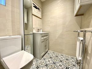 Bathroom- click for photo gallery